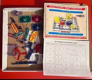 Elenco snap circuit set for learning electricity